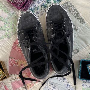 Vans youth size 6 women size 8 EU 38 Charcoal Gray canvas Sneakers